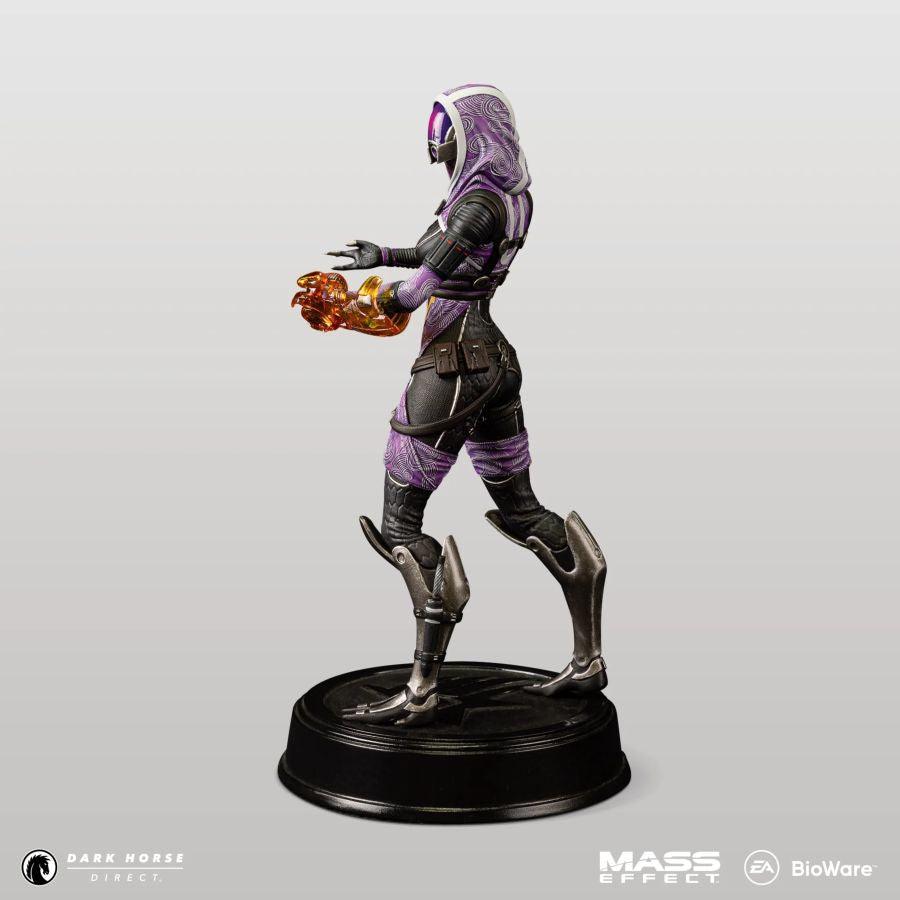 DHC3011-512 Mass Effect - Tali'Zorah Figure - Dark Horse Comics - Titan Pop Culture