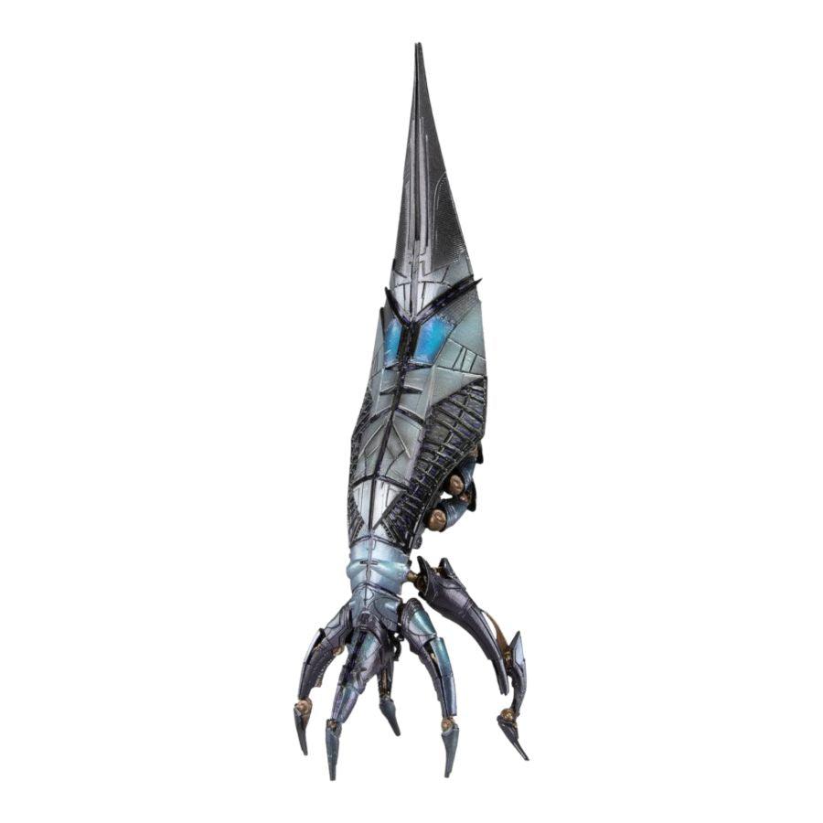 DHC3013-000 Mass Effect - 8'' Reaper Sovereign Ship Replica - Dark Horse Comics - Titan Pop Culture