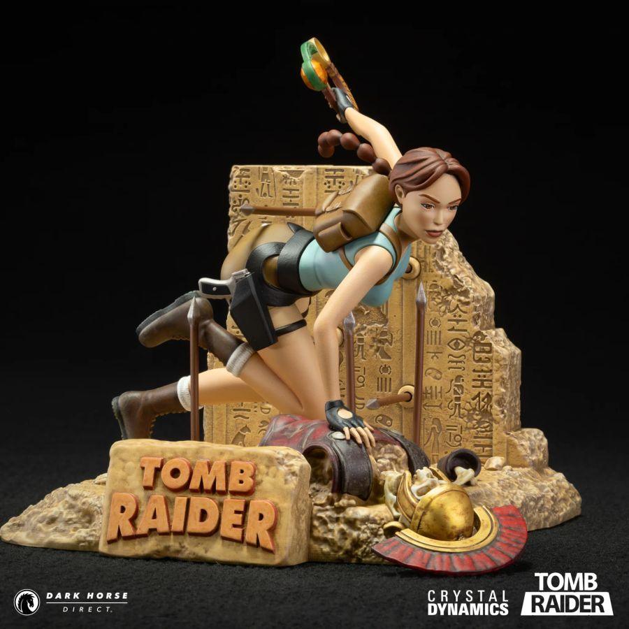 DHC3014-201 Tomb Raider - Lara Croft (Classic Era) PVC Statue - Dark Horse Comics - Titan Pop Culture