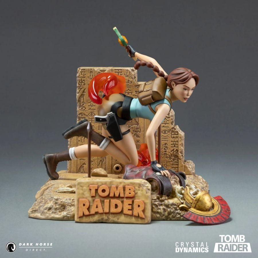 DHC3014-201 Tomb Raider - Lara Croft (Classic Era) PVC Statue - Dark Horse Comics - Titan Pop Culture