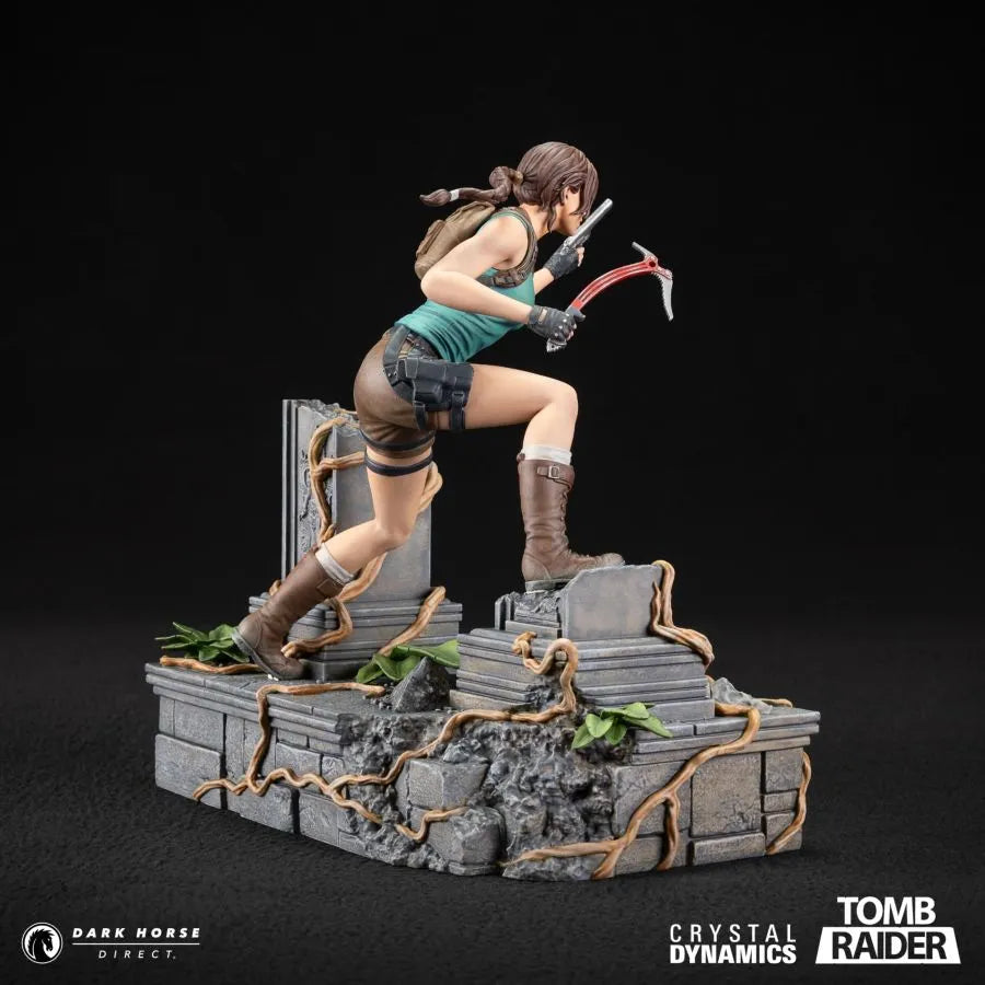 DHC3014-202 Tomb Raider - Lara Croft PVC Statue - Dark Horse Comics - Titan Pop Culture