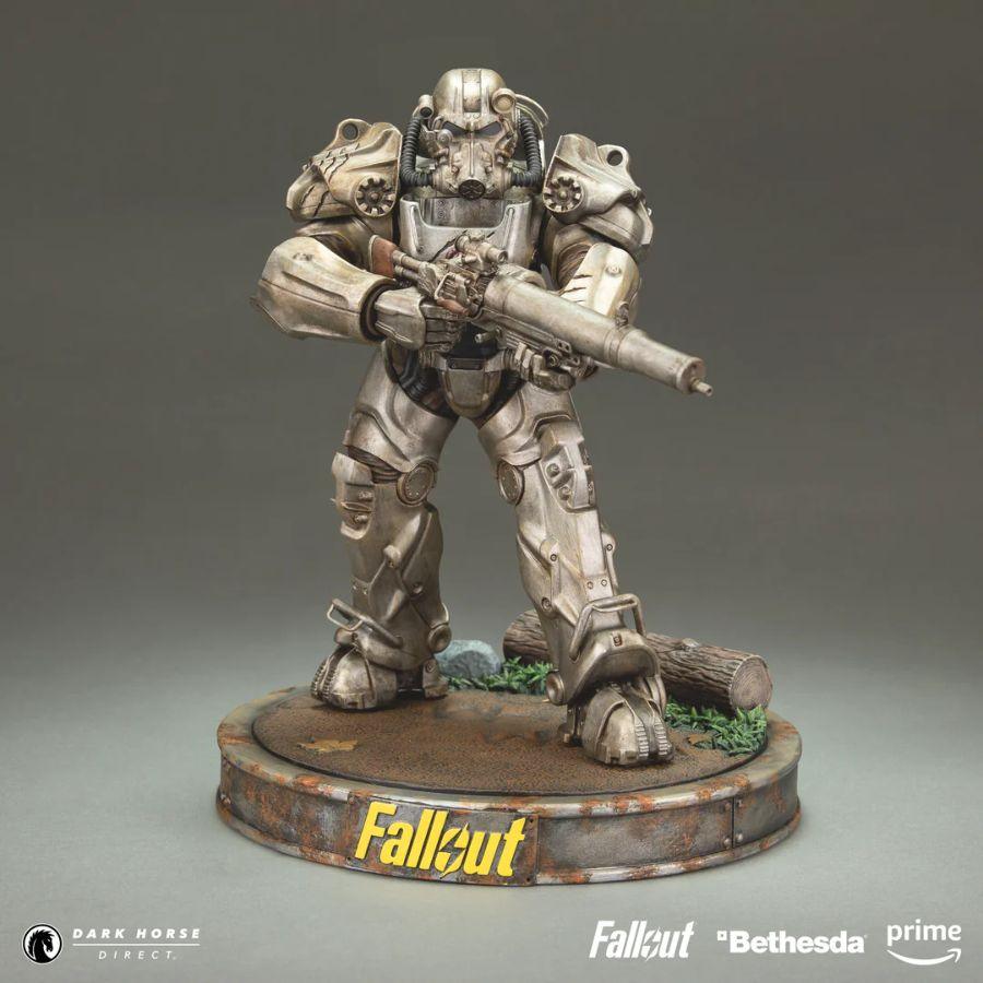 DHC3014-959 Fallout (TV) - Maximus Figure - Dark Horse Comics - Titan Pop Culture