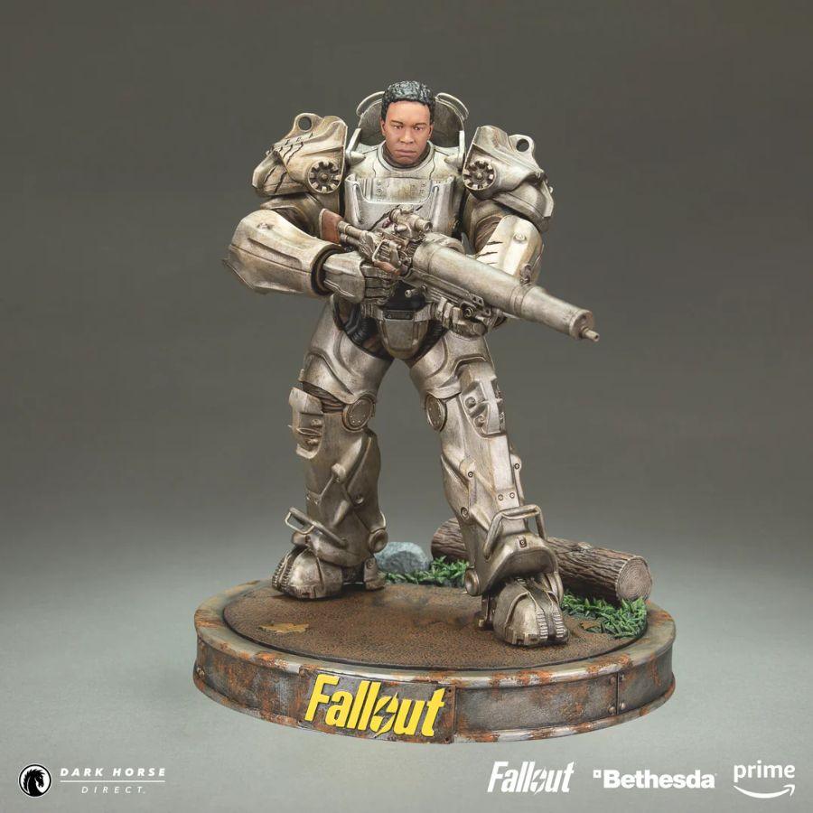 DHC3014-959 Fallout (TV) - Maximus Figure - Dark Horse Comics - Titan Pop Culture