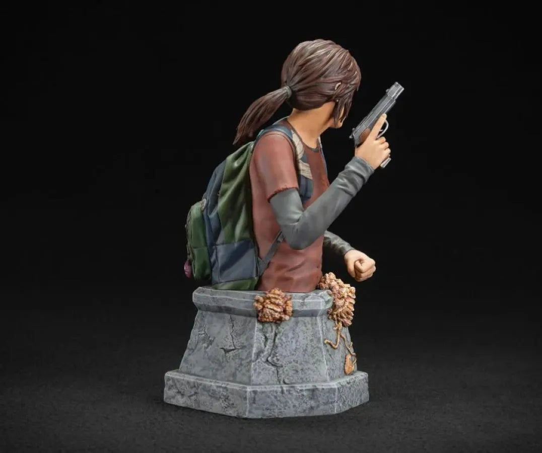 DHC3016-478 The Last of Us - Ellie with Handgun Bust - Dark Horse Comics - Titan Pop Culture