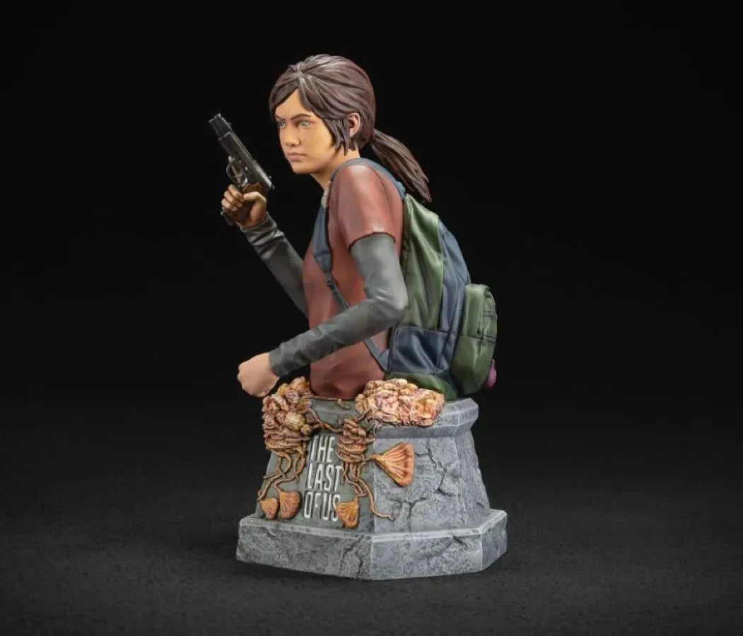 DHC3016-478 The Last of Us - Ellie with Handgun Bust - Dark Horse Comics - Titan Pop Culture