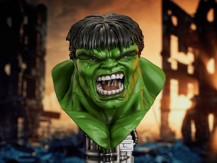 DSTJAN242300 Hulk - Incredible Hulk Legends in 3D 1:2 Bust - Diamond Select Toys - Titan Pop Culture