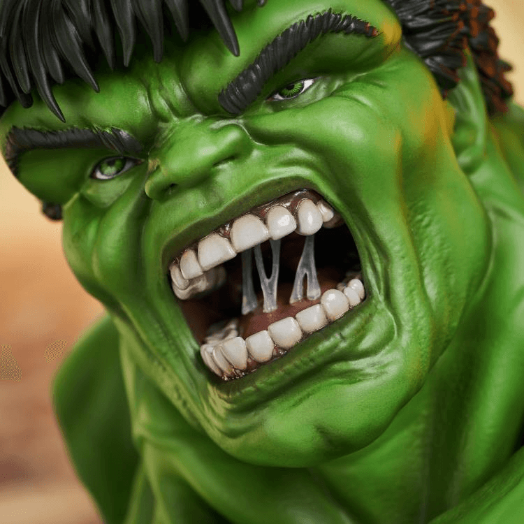 DSTJAN242300 Hulk - Incredible Hulk Legends in 3D 1:2 Bust - Diamond Select Toys - Titan Pop Culture