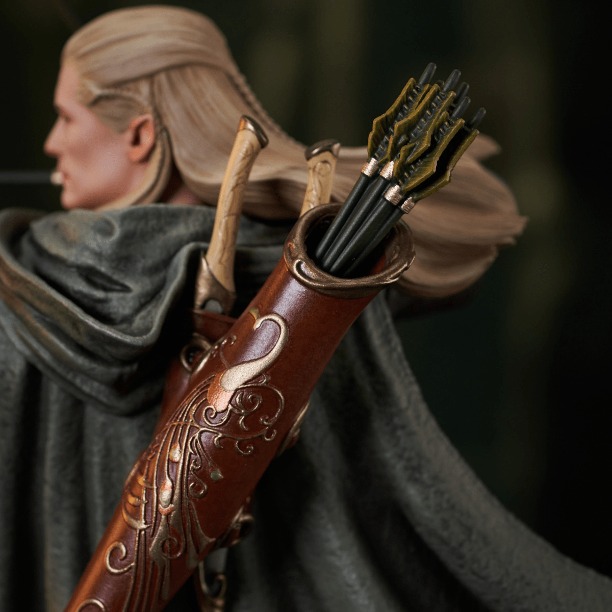 DSTMAR242248 The Lord of the Rings - Legolas Deluxe Gallery PVC Statue - Diamond Select Toys - Titan Pop Culture