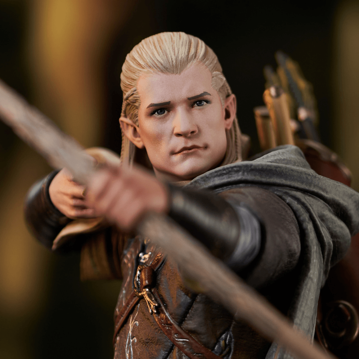 DSTMAR242248 The Lord of the Rings - Legolas Deluxe Gallery PVC Statue - Diamond Select Toys - Titan Pop Culture