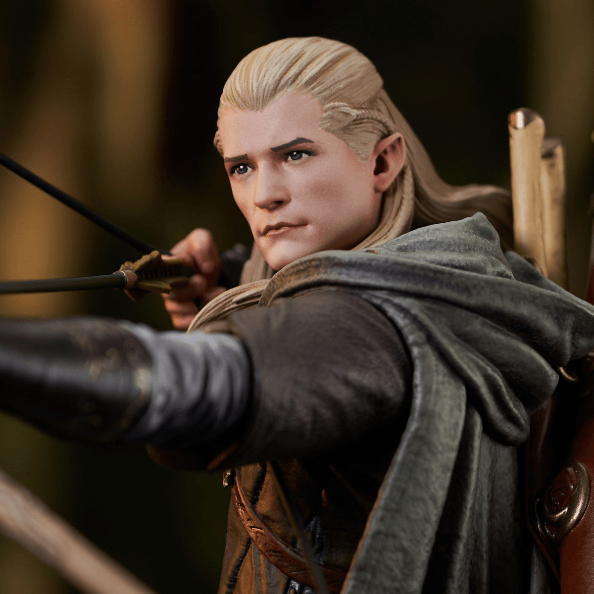 DSTMAR242248 The Lord of the Rings - Legolas Deluxe Gallery PVC Statue - Diamond Select Toys - Titan Pop Culture