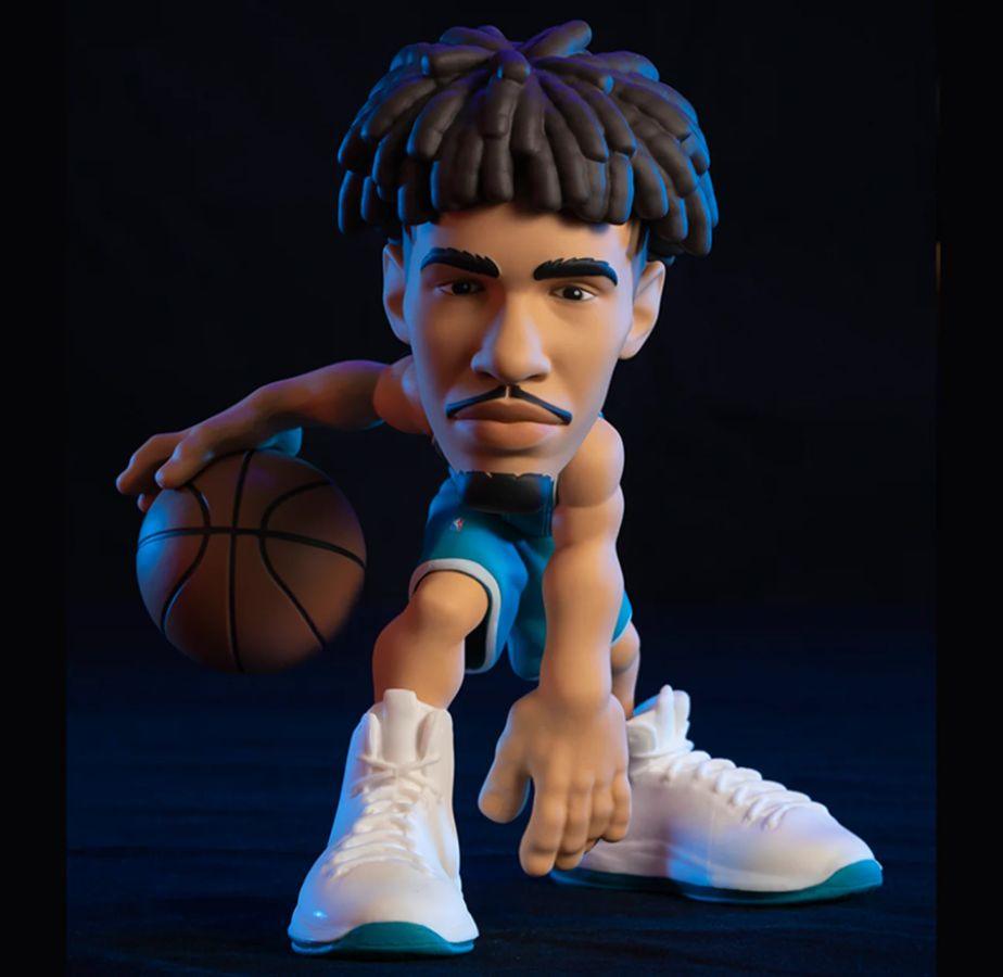 EXC85422 NBA - LeMelo Ball (Hornets) Mini 6" Vinyl Figure - ExciteUSA - Titan Pop Culture