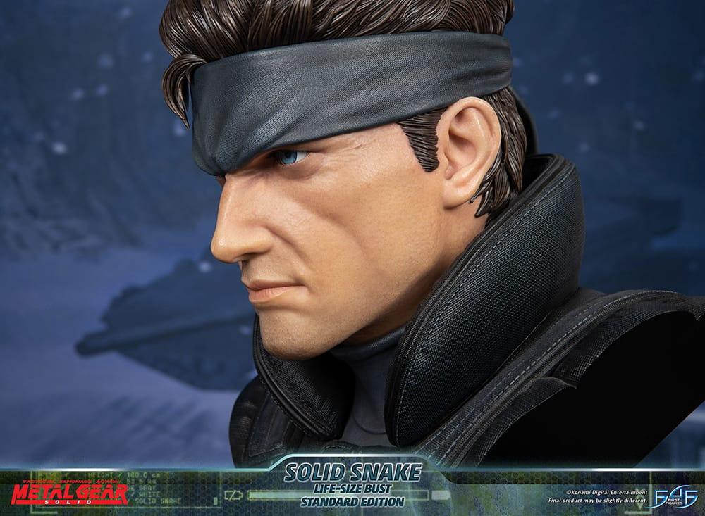 F4FMGSLBST Metal Gear Solid - Solid Snake - Life-Size Bust - First 4 Figures - Titan Pop Culture