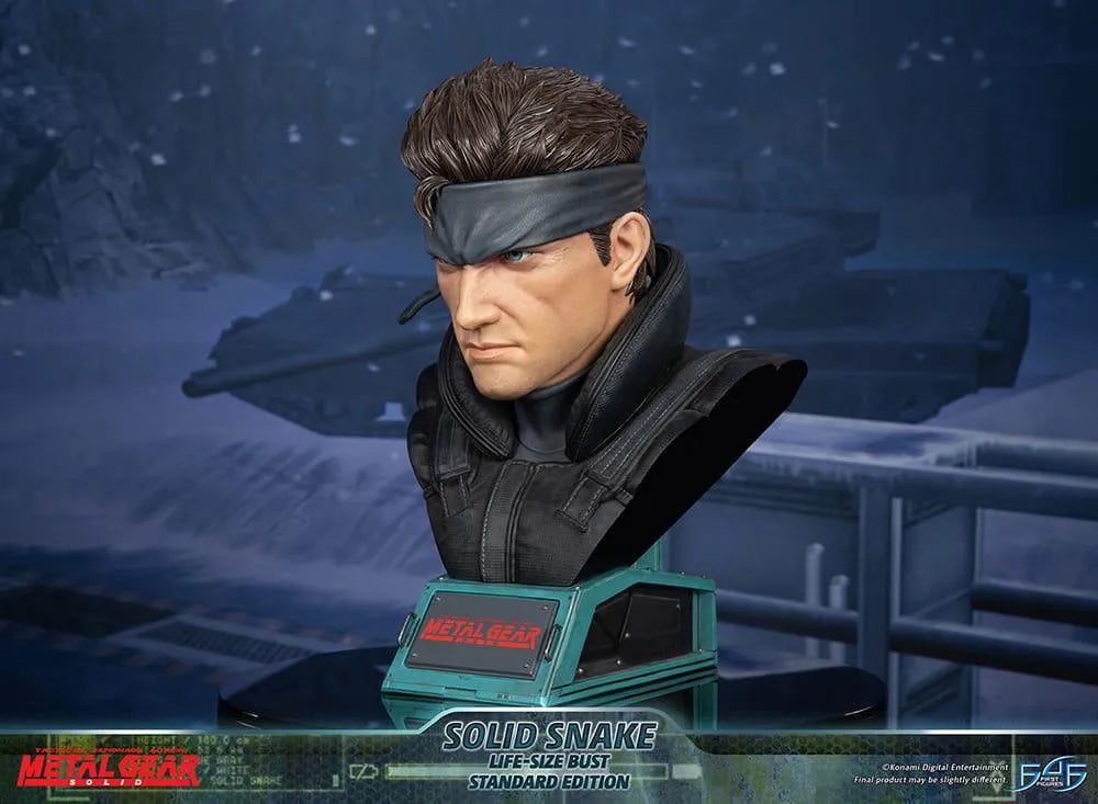 F4FMGSLBST Metal Gear Solid - Solid Snake - Life-Size Bust - First 4 Figures - Titan Pop Culture