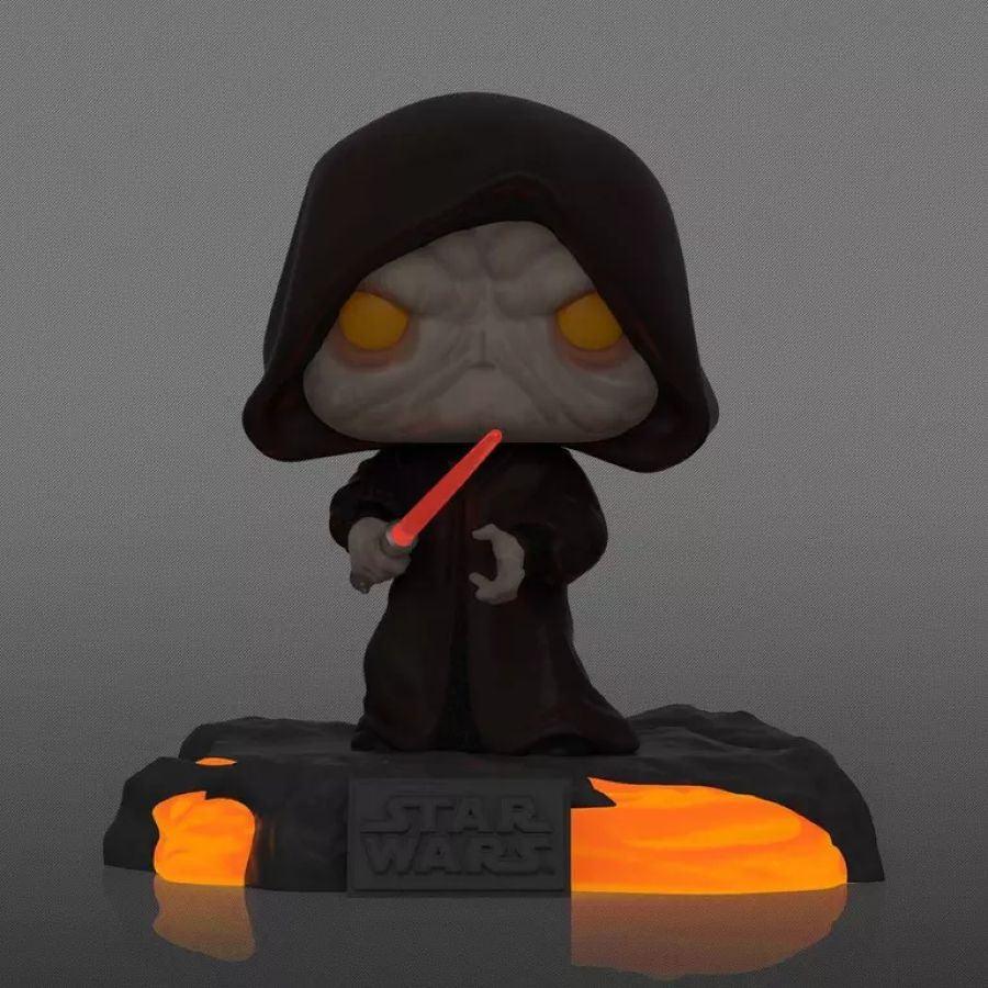 FUN63293 Star Wars - Red Saber Series: Darth Sidious Glow US Exclusive Pop! Deluxe [RS] - Funko - Titan Pop Culture