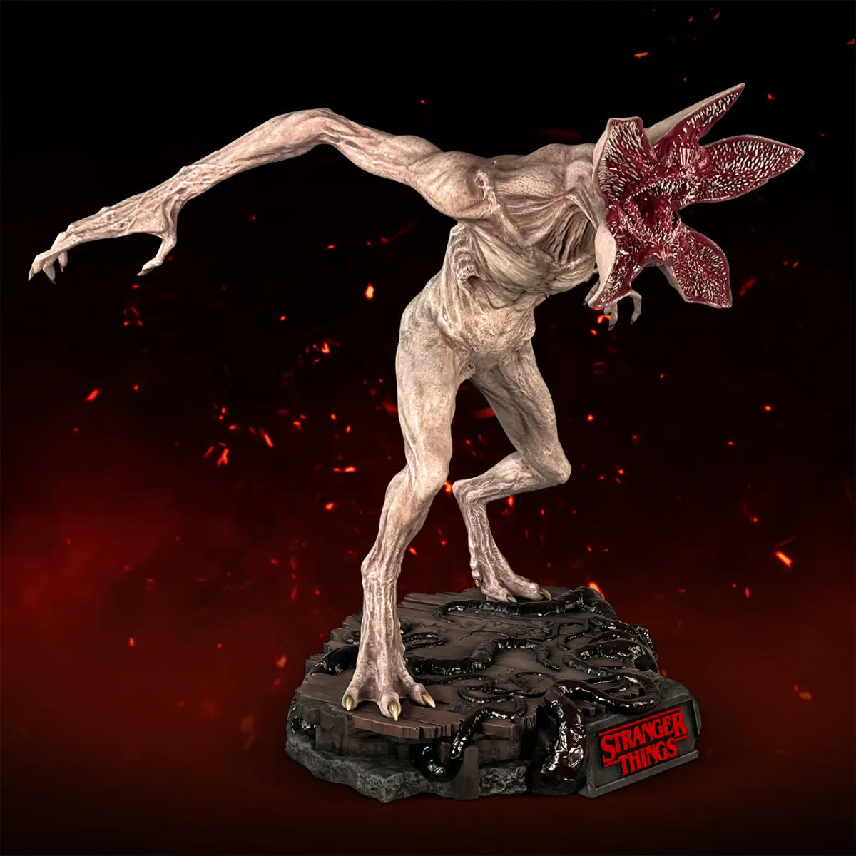 HOL9473 Stranger Things - Demogorgon 1:4 Scale Statue - Hollywood Collectibles Group - Titan Pop Culture