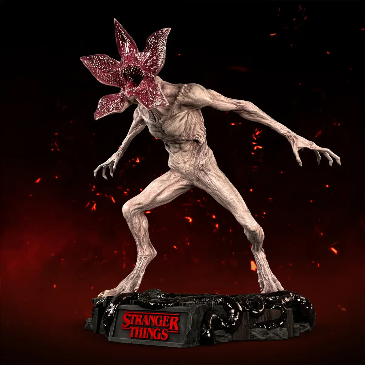 HOL9473 Stranger Things - Demogorgon 1:4 Scale Statue - Hollywood Collectibles Group - Titan Pop Culture