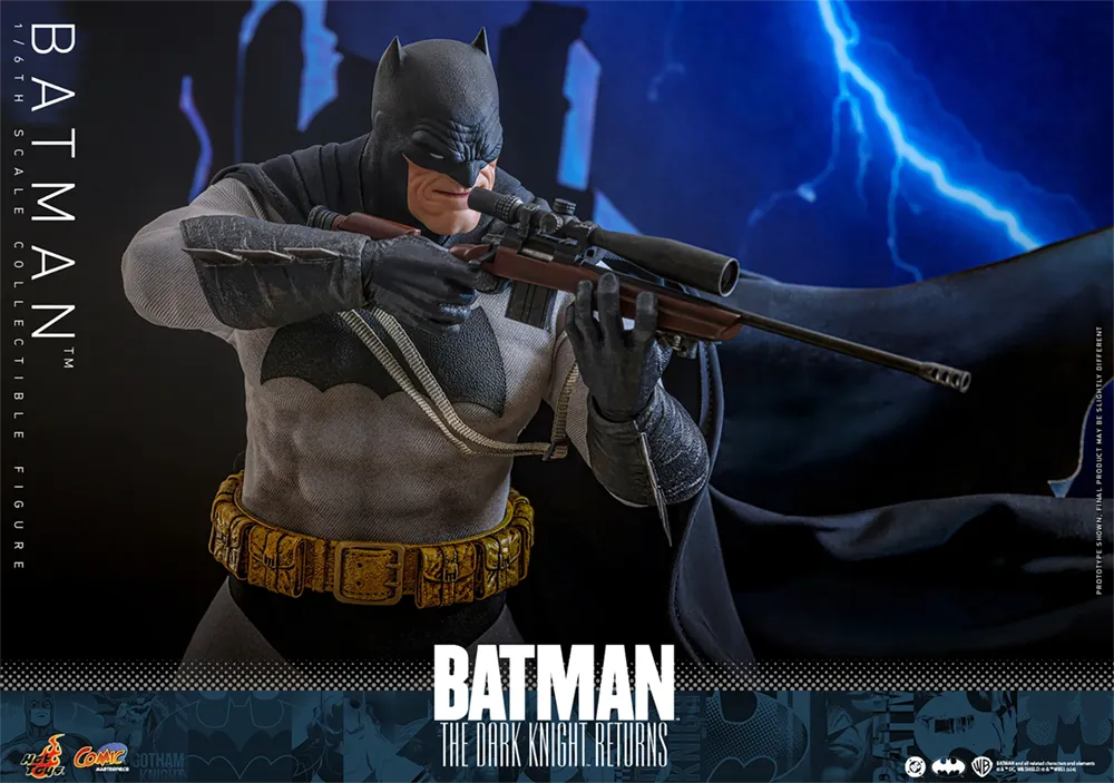 HOTCMS024 Batman: Dark Knight Returns - Batman 1:6 Scale Collectable Action Figure - Hot Toys - Titan Pop Culture