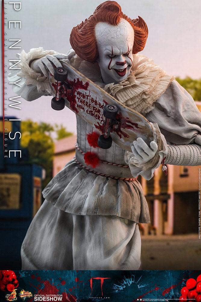 HOTMMS555 It: Chapter 2 - Pennywise with Balloon 1:6 Scale 12" Action Figure - Hot Toys - Titan Pop Culture