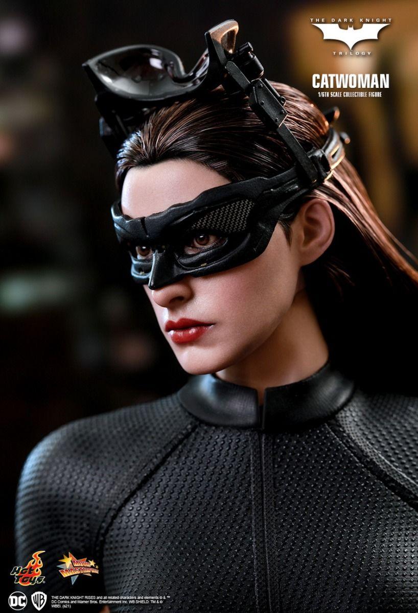 HOTMMS627 Batman: The Dark Knight Trilogy - Catwoman 1:6 Scale 12" Action Figure - Hot Toys - Titan Pop Culture