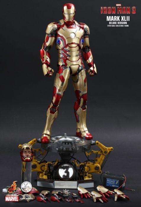 HOTQS008 Iron Man 3 - Iron Man Mark XLII Deluxe 1:4 Scale Action Figure - Hot Toys - Titan Pop Culture