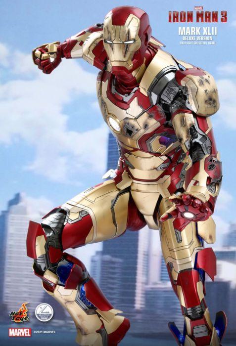 HOTQS008 Iron Man 3 - Iron Man Mark XLII Deluxe 1:4 Scale Action Figure - Hot Toys - Titan Pop Culture