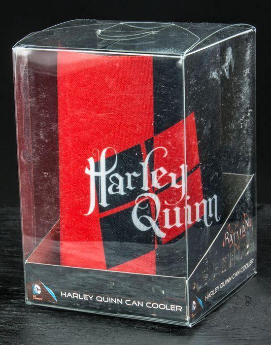 IKO0741 Batman: Arkham Knight - Harley Quinn Neoprene Can Cooler - Ikon Collectables - Titan Pop Culture