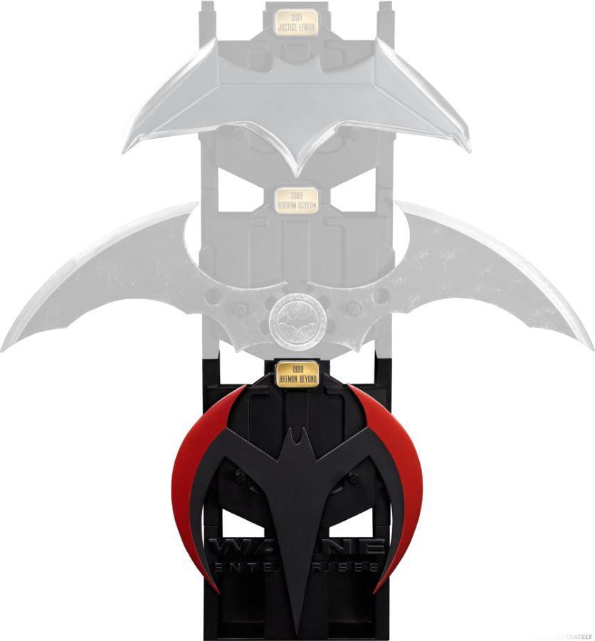 IKO1786 Batman Beyond - Batarang Metal Replica - Ikon Collectables - Titan Pop Culture