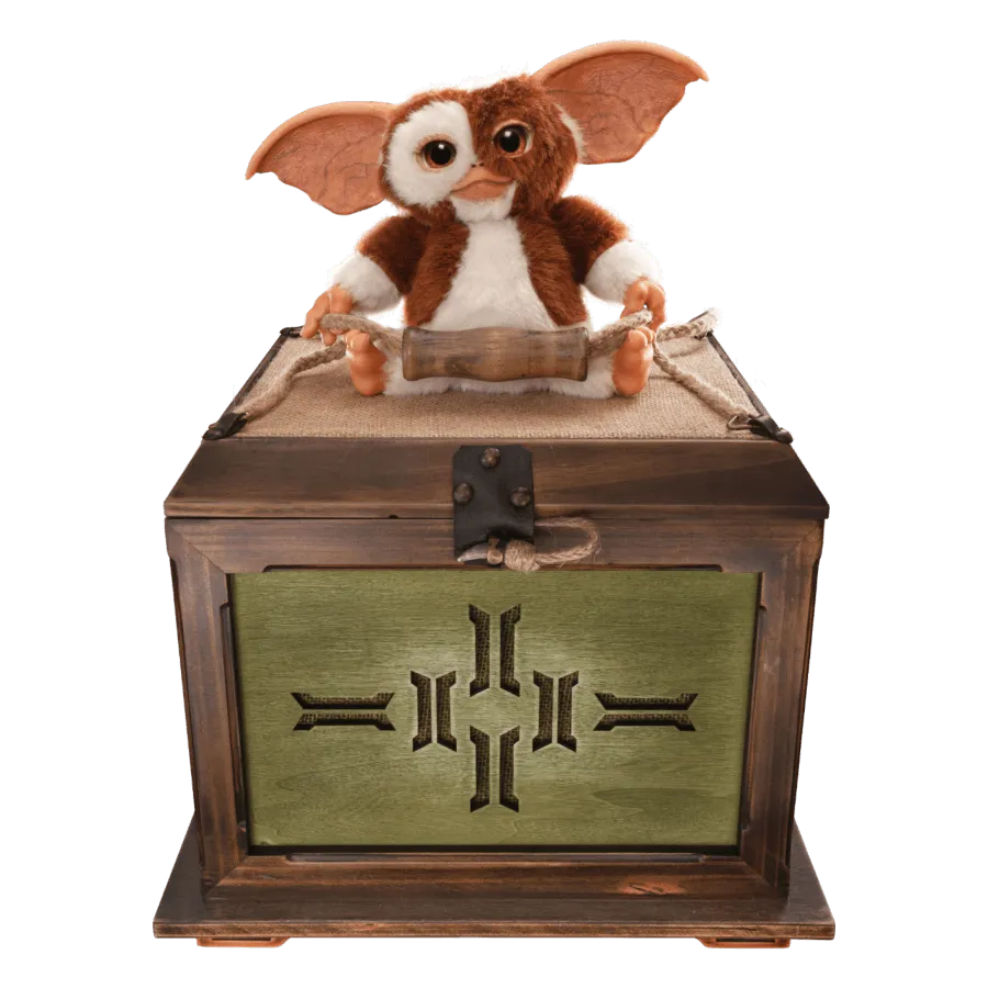 IKO1904 Gremlins - Replica Mogwai box and Gizmo plush - Ikon Design Studio - Titan Pop Culture