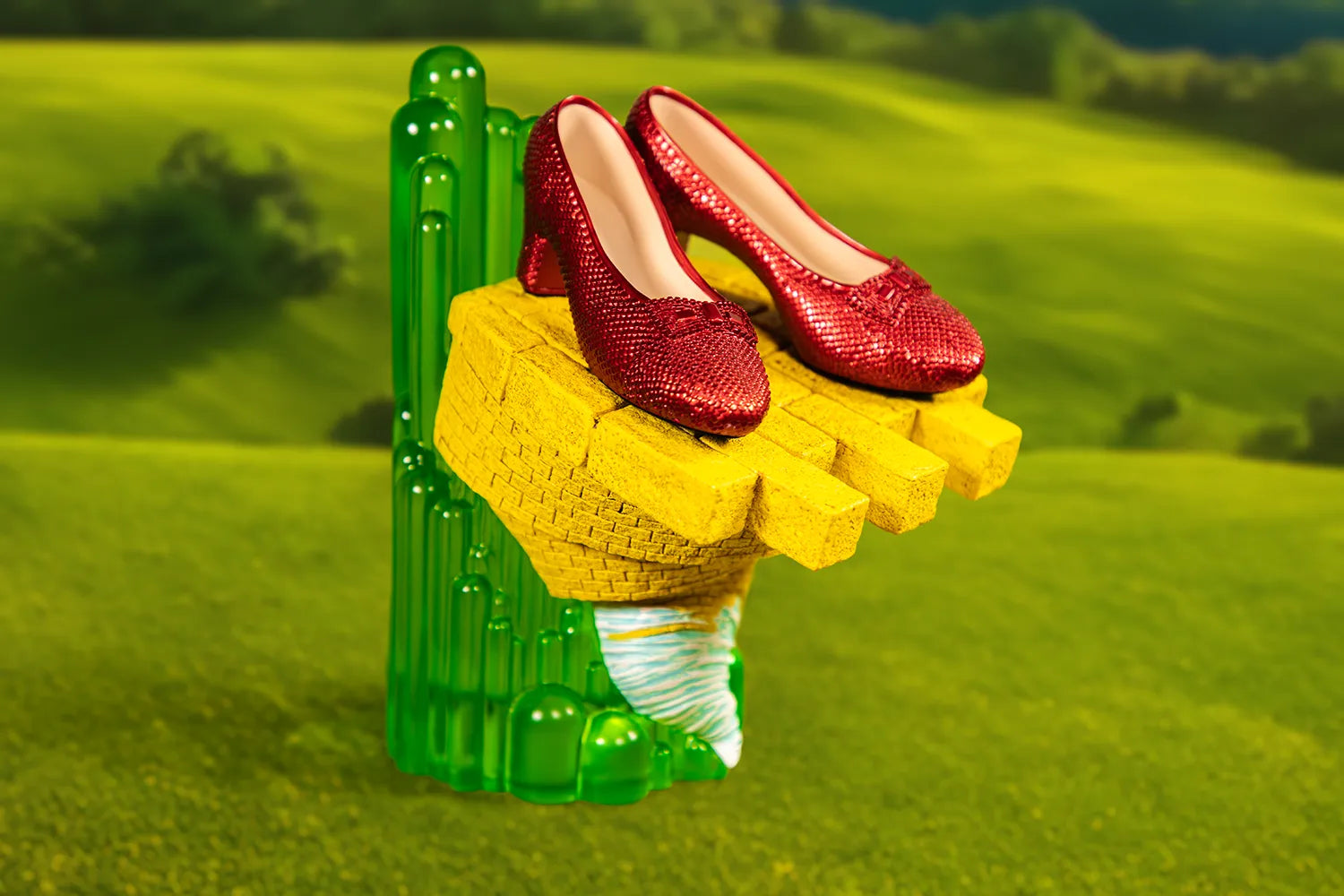 IKO2020 Wizard of Oz - Scaled Ruby Slippers Statuette on light-up Stand - Ikon Design Studio - Titan Pop Culture