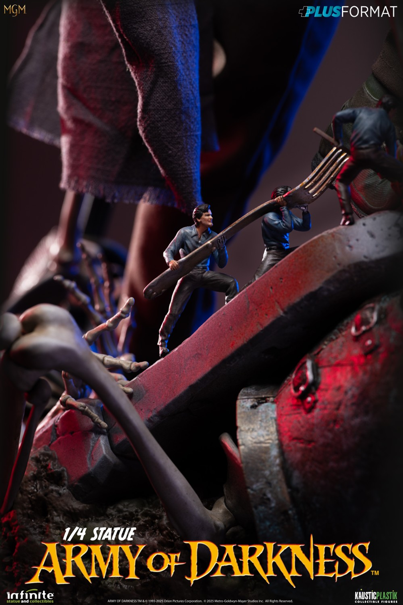 Army of Darkness - Ash Williams 1:4 Scale Statue