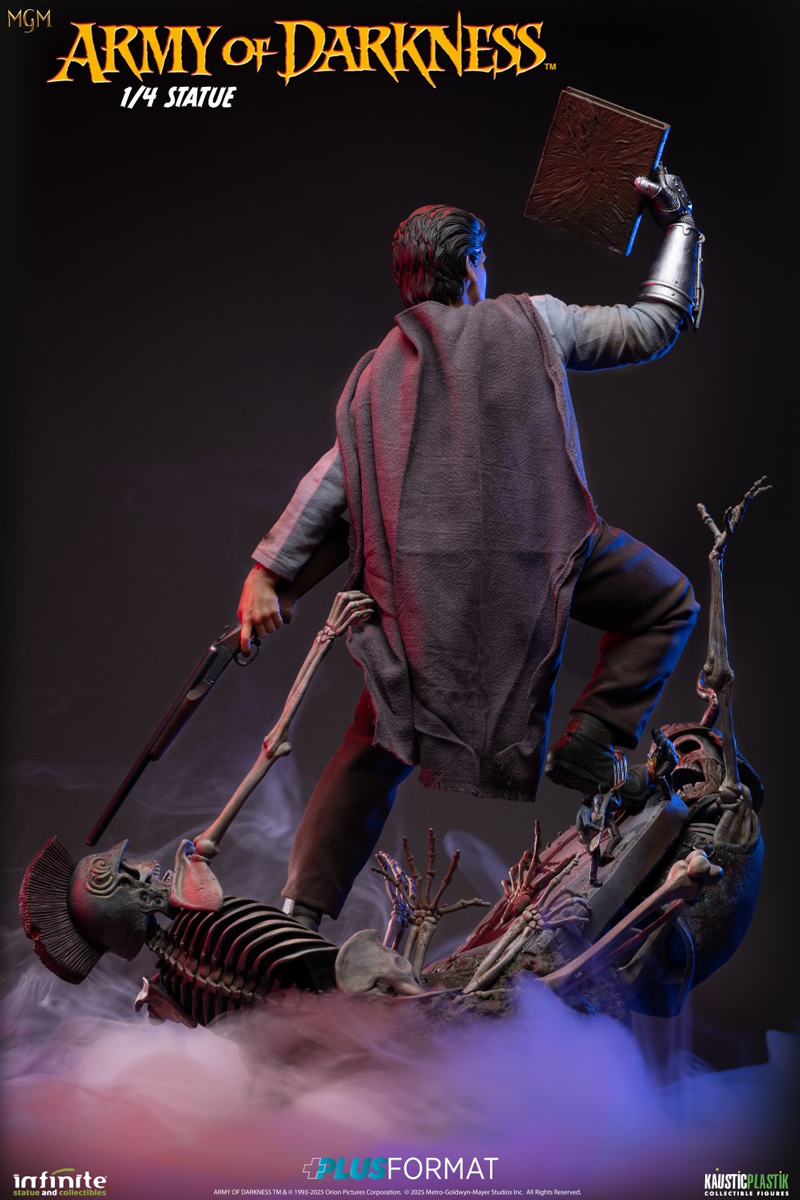 Army of Darkness - Ash Williams 1:4 Scale Statue