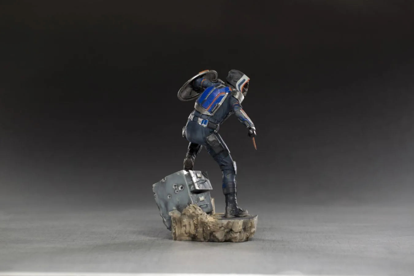IRO28013 Black Widow - Taskmaster 1:10 Scale Statue - Iron Studios - Titan Pop Culture