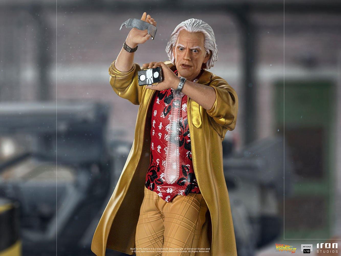 IRO28617 Back to the Future - Doc Brown 1:10 Scale Statue - Iron Studios - Titan Pop Culture