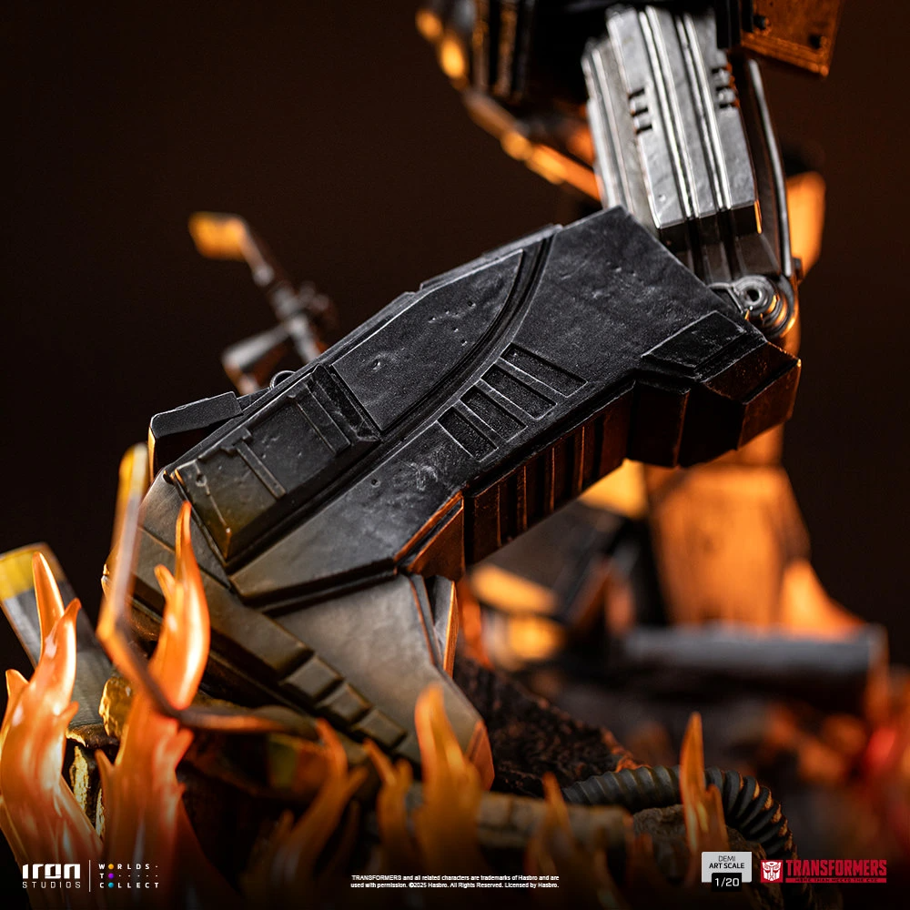 Transformers – Estatua de Megatron Demi Art Escala 1:20