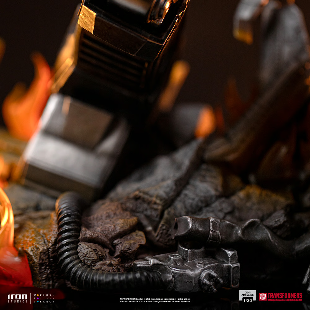 Transformers – Estatua de Megatron Demi Art Escala 1:20