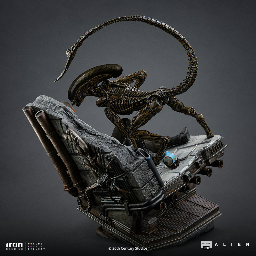 Alien 3 – Ripley & Dog Alien 1:10 Scale Statue