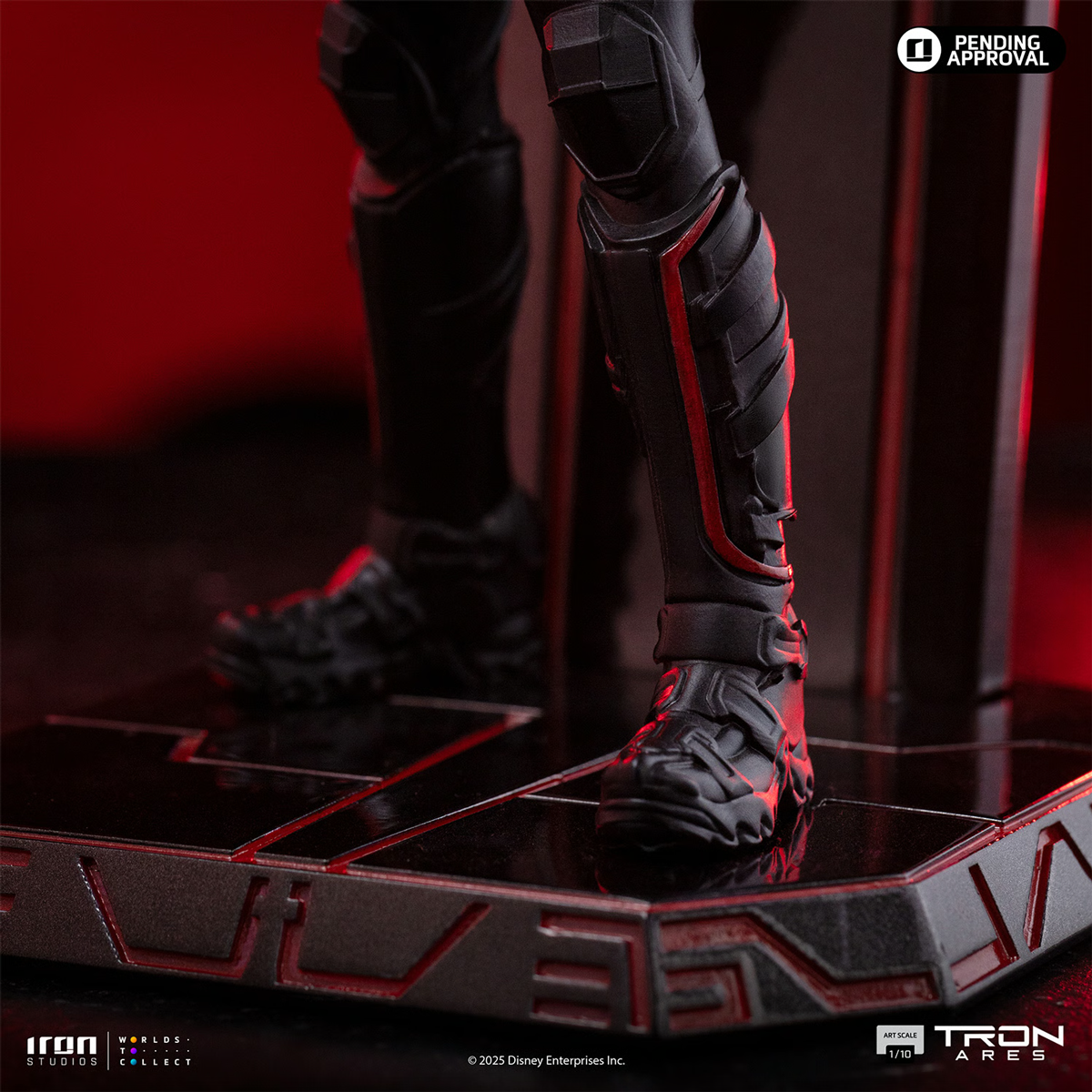 Tron - Ares 1:10 Scale Statue