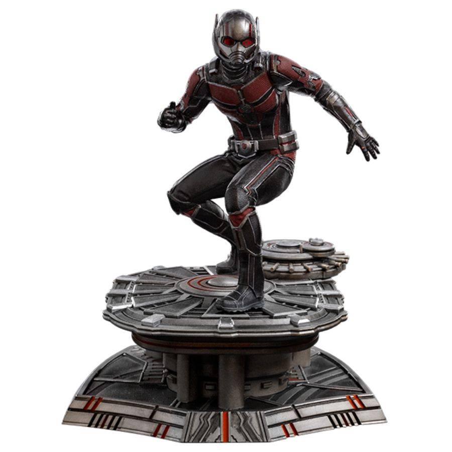 IRO53172 Ant-Man and the Wasp: Quantumania - Ant-Man 1:10 Scale Statue - Iron Studios - Titan Pop Culture