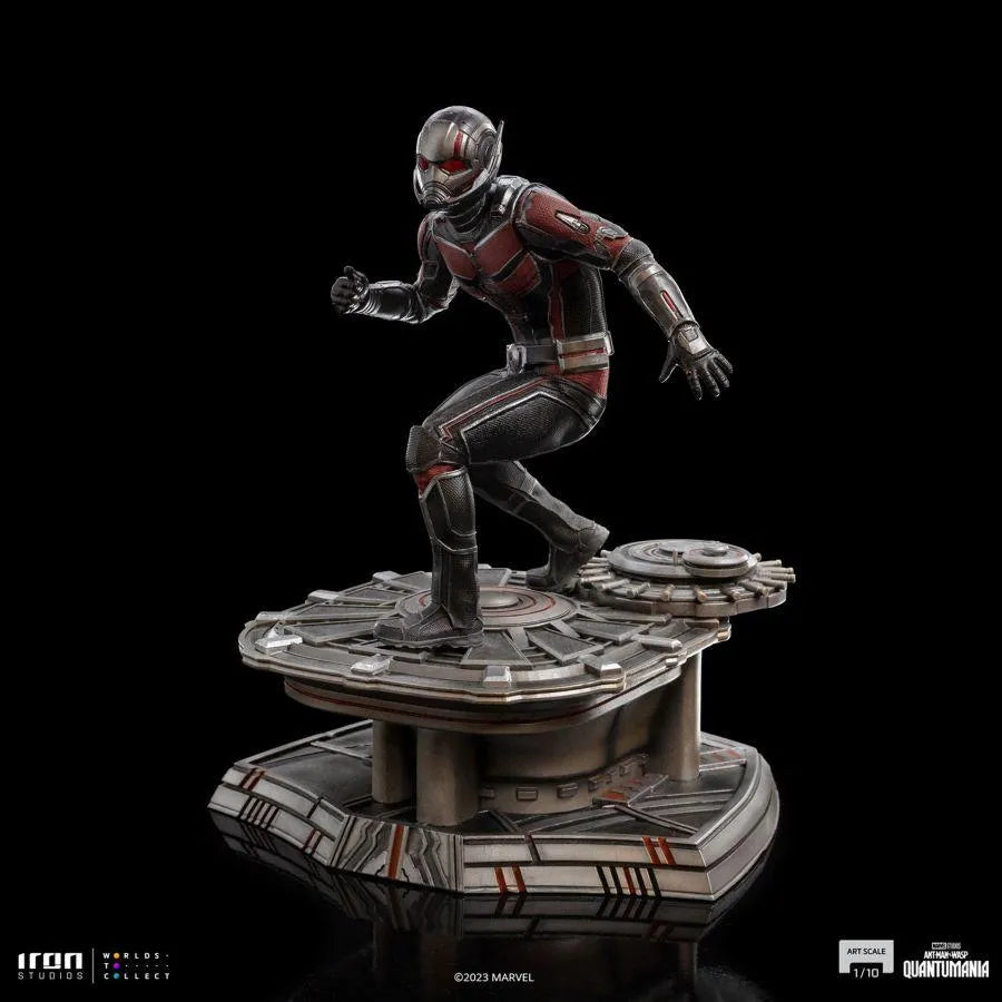 IRO53172 Ant-Man and the Wasp: Quantumania - Ant-Man 1:10 Scale Statue - Iron Studios - Titan Pop Culture