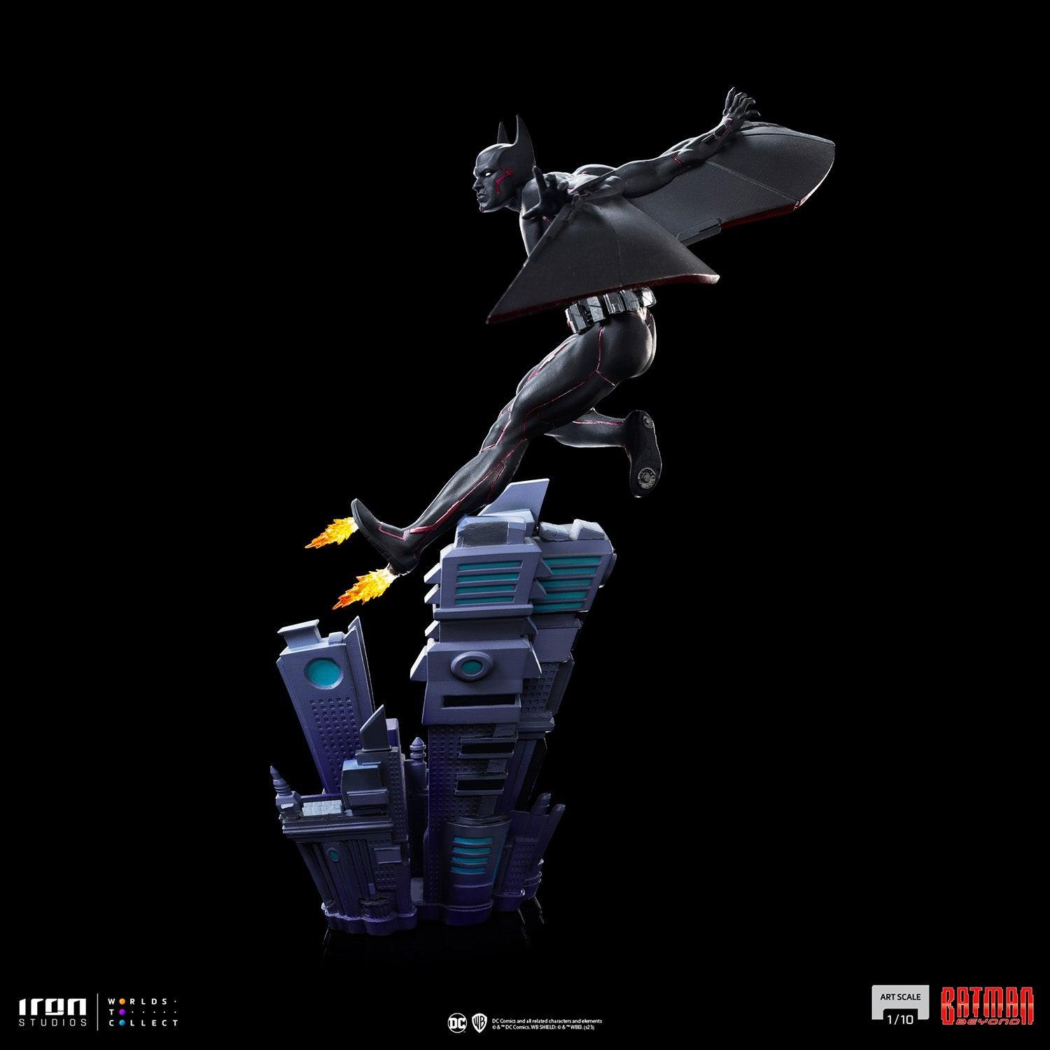 IRO53370 Batman Beyond - Batman 1:10 Scale Statue - Iron Studios - Titan Pop Culture