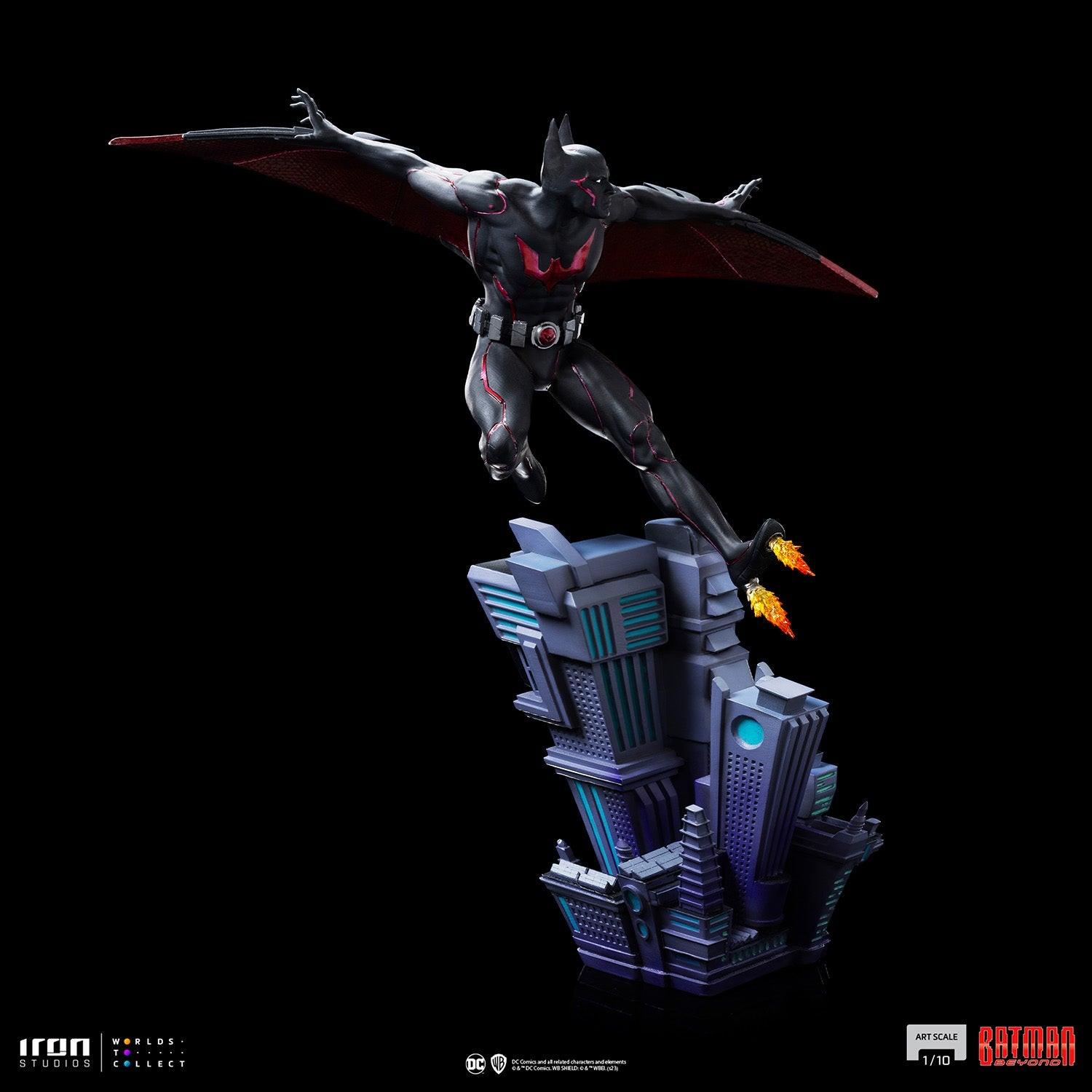 IRO53370 Batman Beyond - Batman 1:10 Scale Statue - Iron Studios - Titan Pop Culture