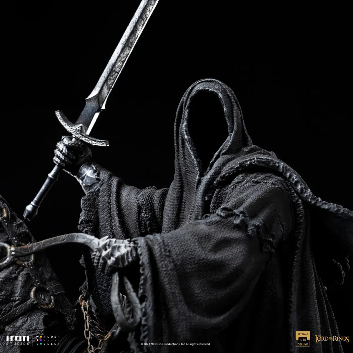 IRO53561 The Lord Of The Rings - Nazgul On Horse Deluxe 1:10 Scale Statue - Iron Studios - Titan Pop Culture