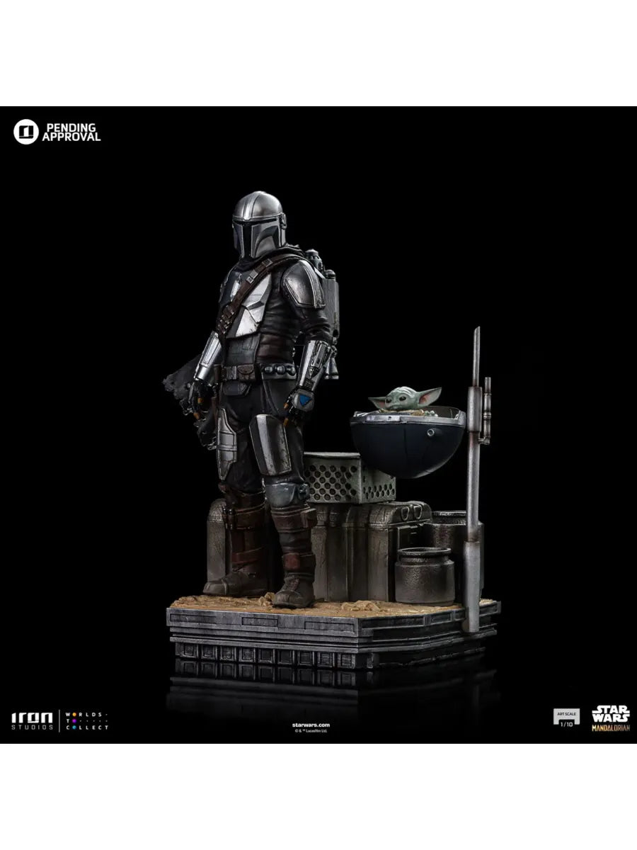 IRO54704 Star Wars: Mandalorian - Din Djarin & Din Grogu 1:10 Scale Statue - Iron Studios - Titan Pop Culture