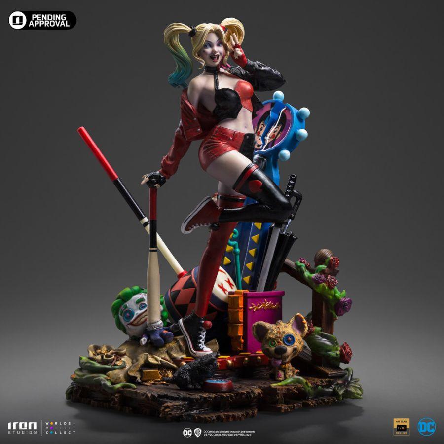 IRO55978 Batman - Harley Quinn (Gotham City Sirnes) Deluxe 1:10 Statue - Iron Studios - Titan Pop Culture