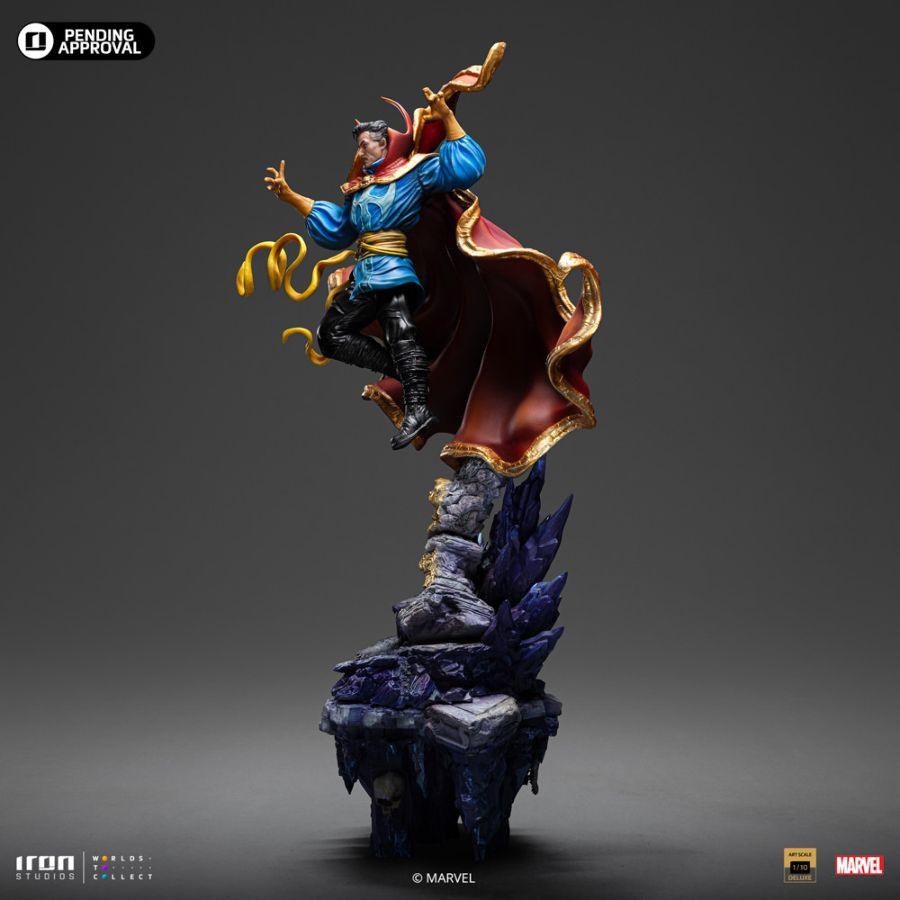 IRO55992 Thanos Vs Avengers - Dr. Strange Deluxe 1:10 Scale Statue - Iron Studios - Titan Pop Culture