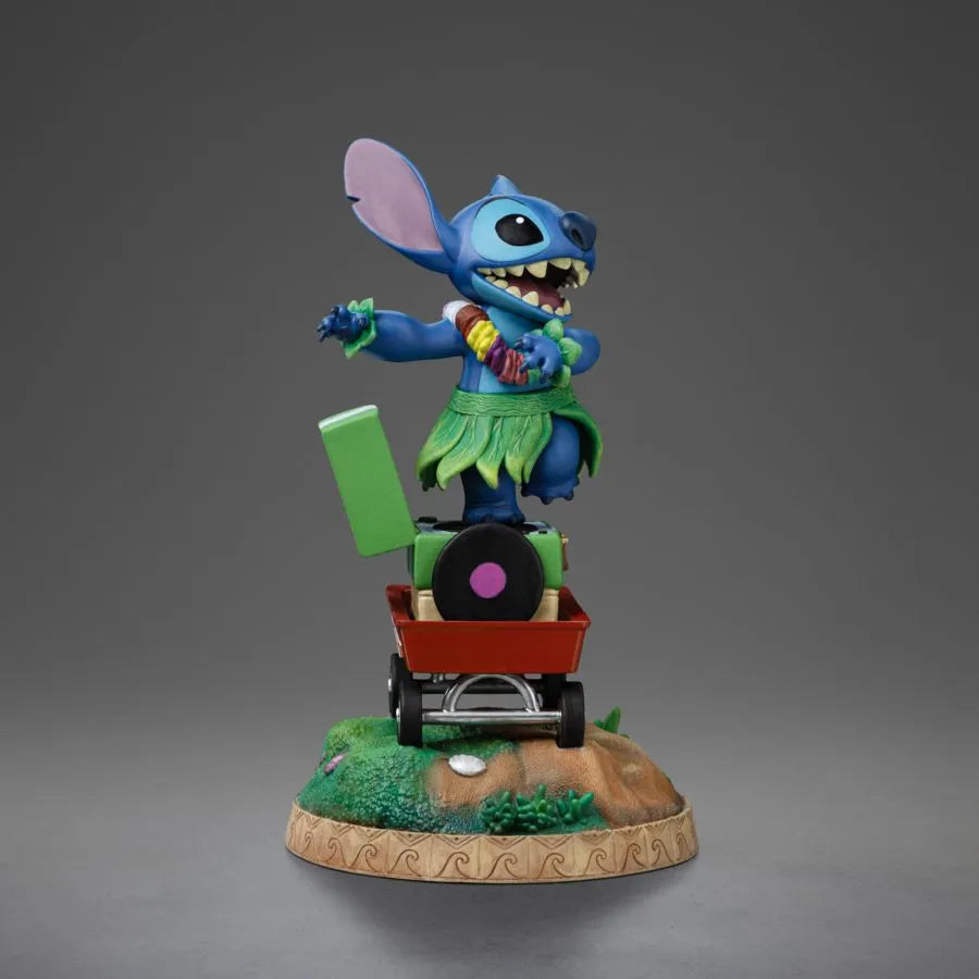 IRO56241 Lilo & Stitch - Stitch (Hula) 1:10 Scale Statue - Iron Studios - Titan Pop Culture