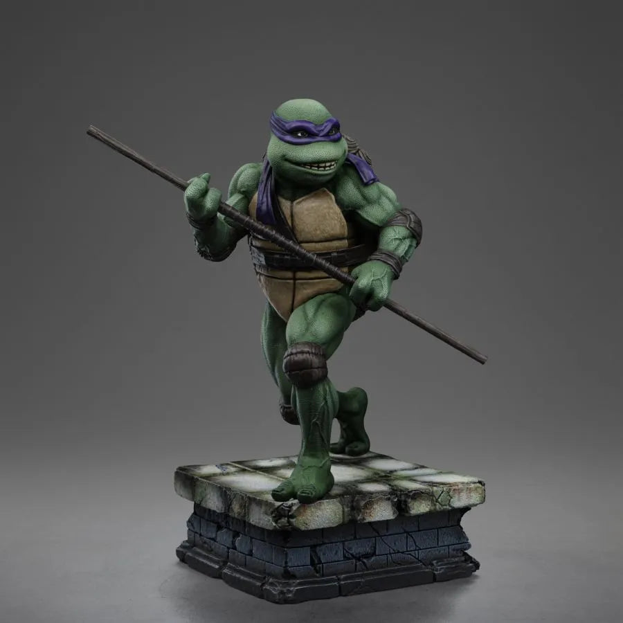 IRO56463 Teenage Mutant Ninja Turtles (1990) - Donatello 1:10 Scale Statue - Iron Studios - Titan Pop Culture