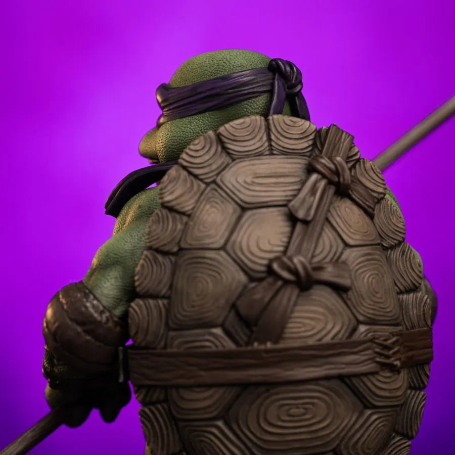 IRO56463 Teenage Mutant Ninja Turtles (1990) - Donatello 1:10 Scale Statue - Iron Studios - Titan Pop Culture