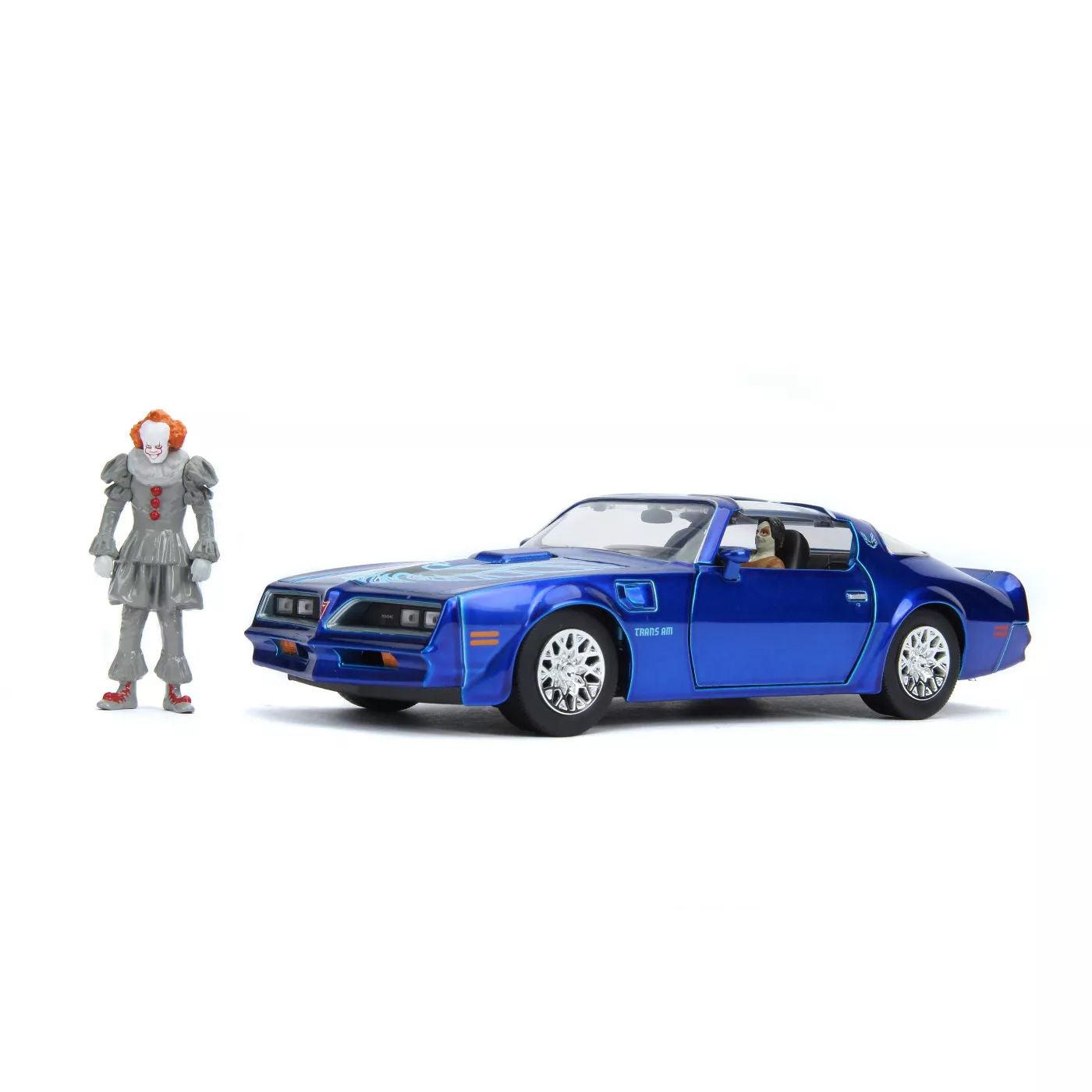 JAD31118 It (2017) - 1977 Pontiac Firebird 1:24 with Pennywise Figure Hollywood Ride - Jada Toys - Titan Pop Culture