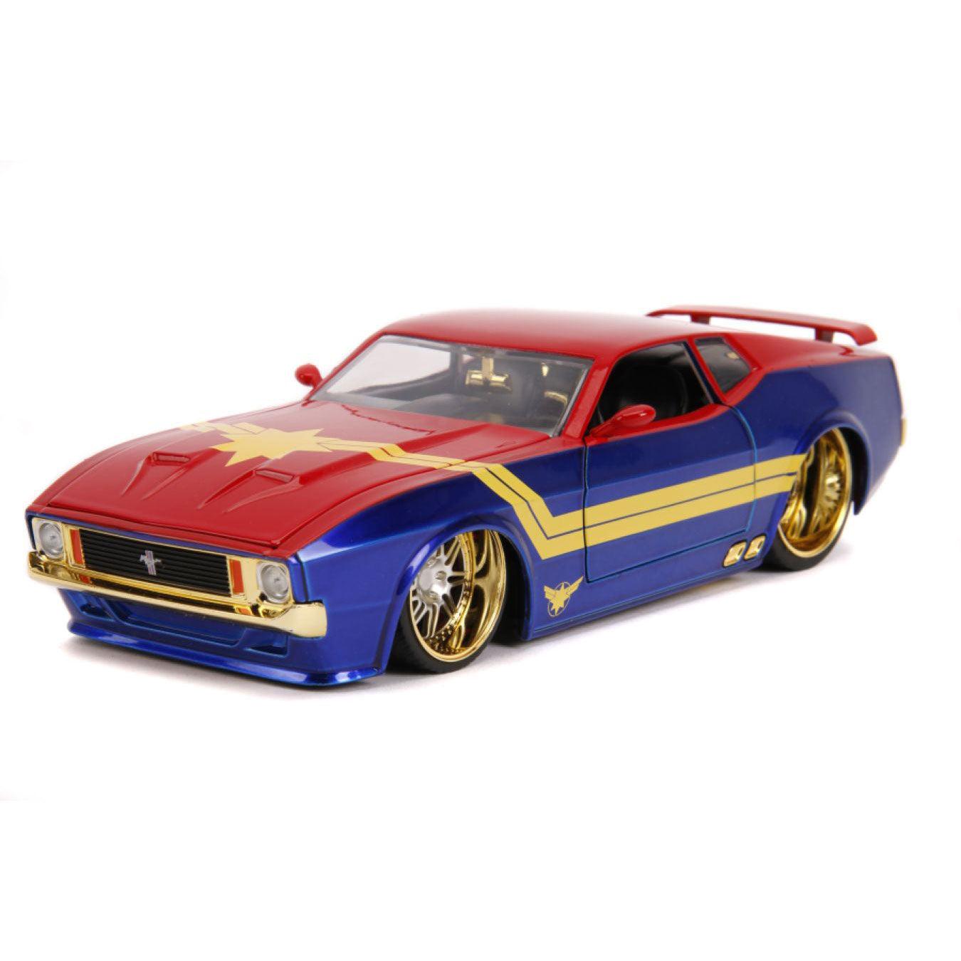 JAD31193 Captain Marvel - 1973 Ford Mustang Mach 1 1:24 - Jada Toys - Titan Pop Culture